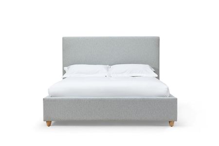 Elsa Queen Upholstered Bed