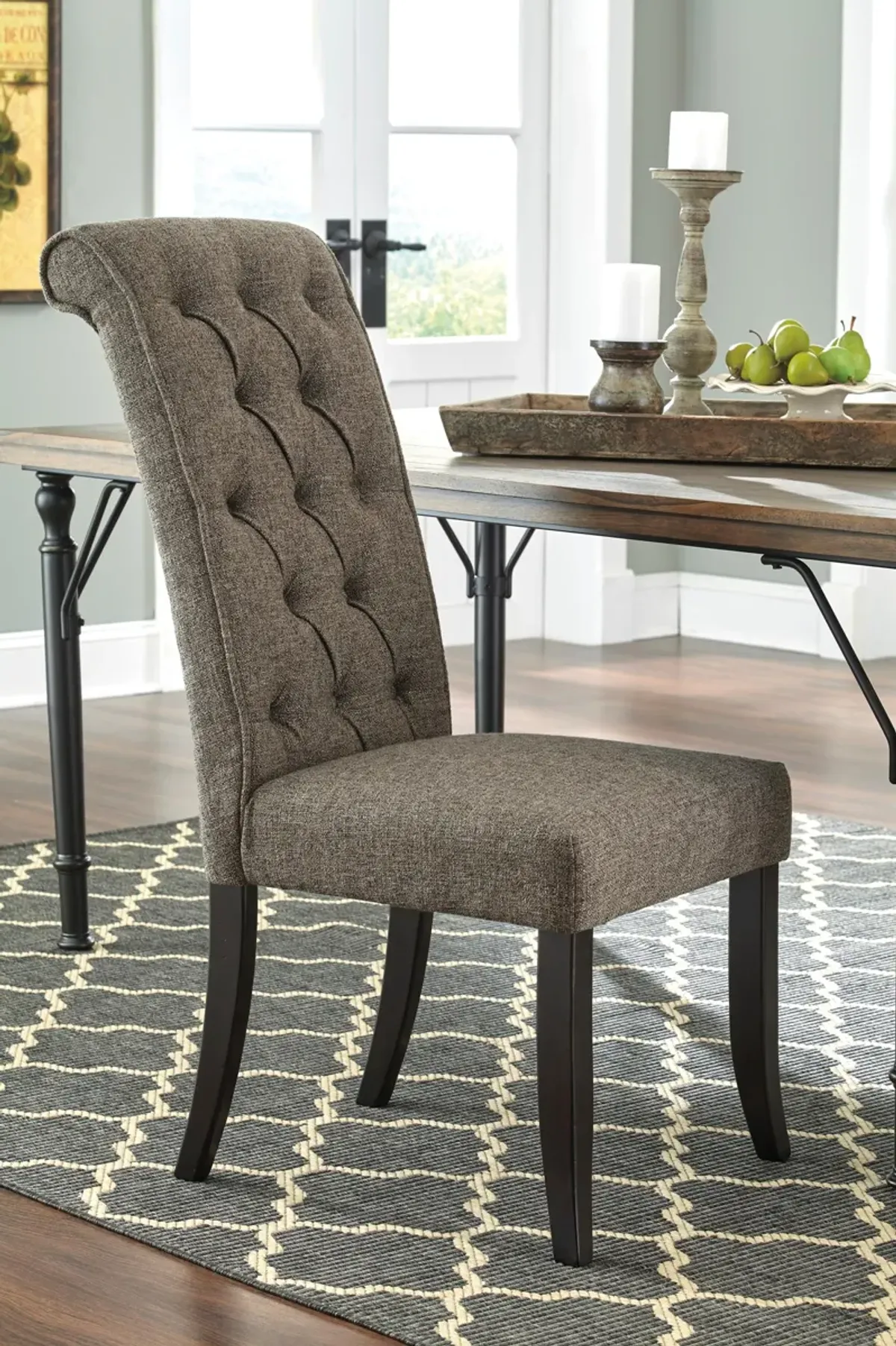 Tripton Dining Chair (Set of 2)