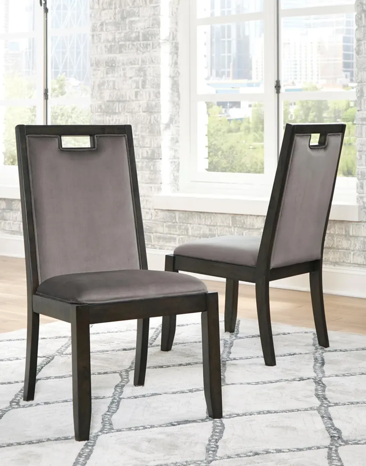 Hyndell Dining Chair (Set of 2)