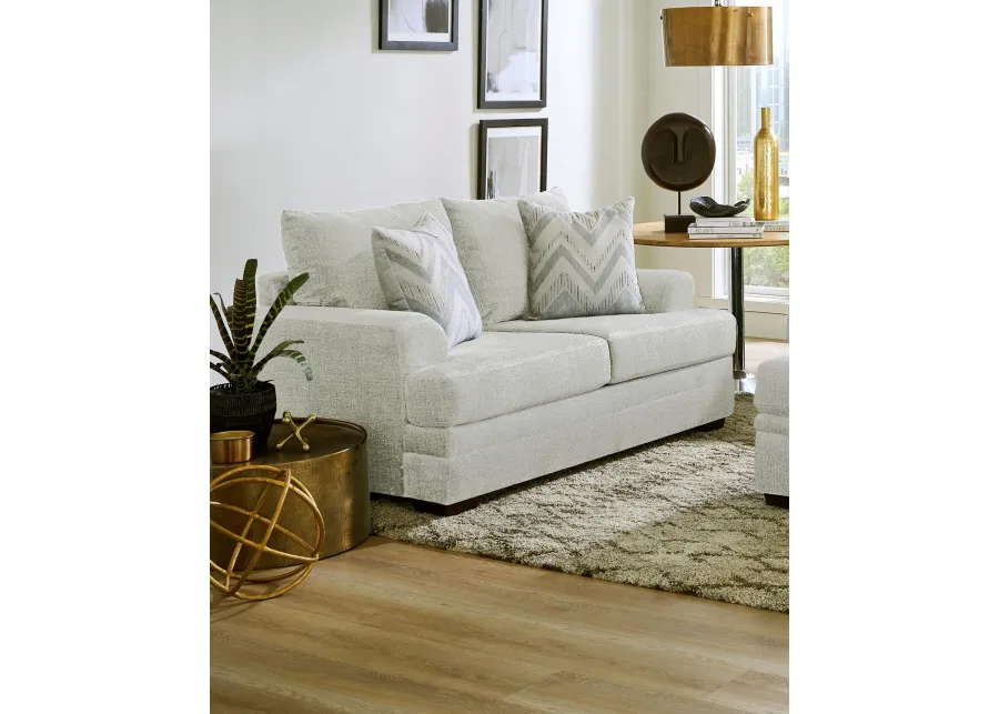 Perla Loveseat