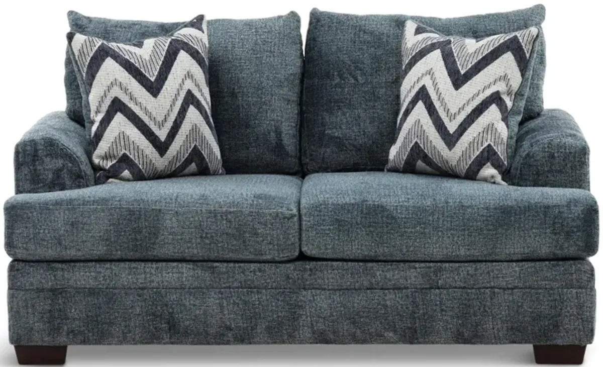 Perla Loveseat