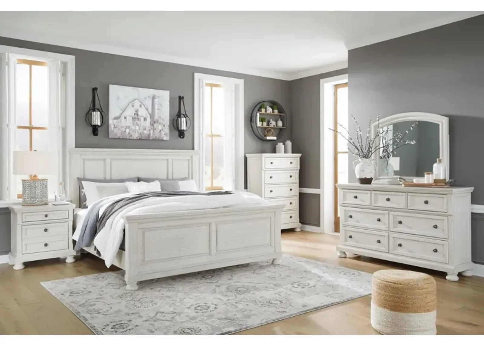 Robbinsdale 5-Piece Queen Panel Bedroom Set