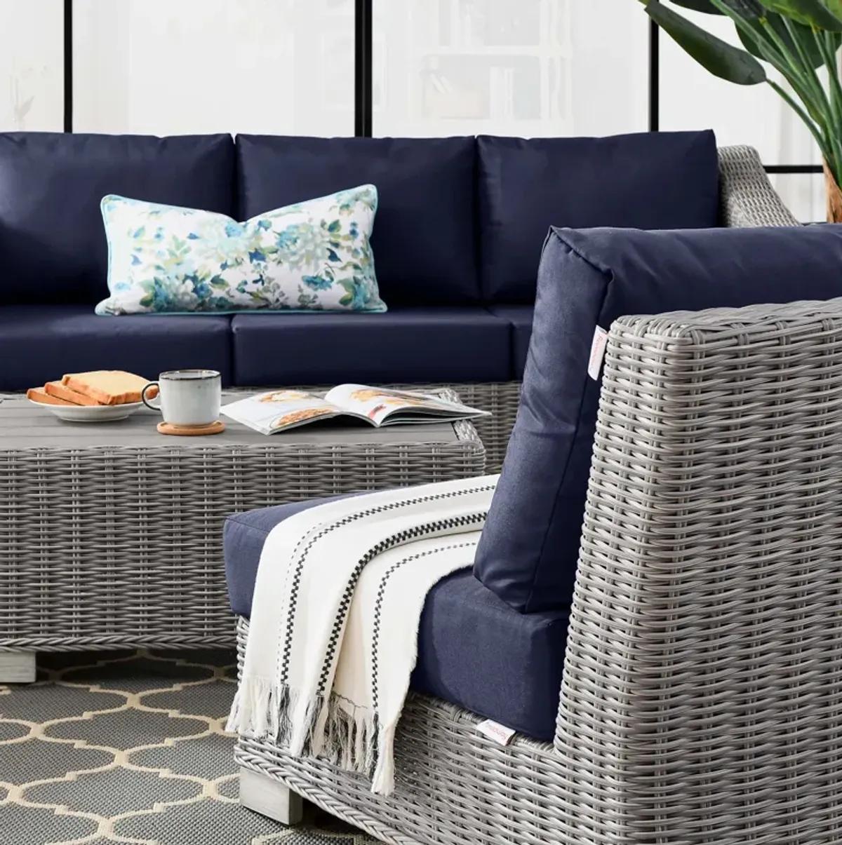 Conway 5-Piece Outdoor Patio Wicker Rattan Furniture Set by Modway