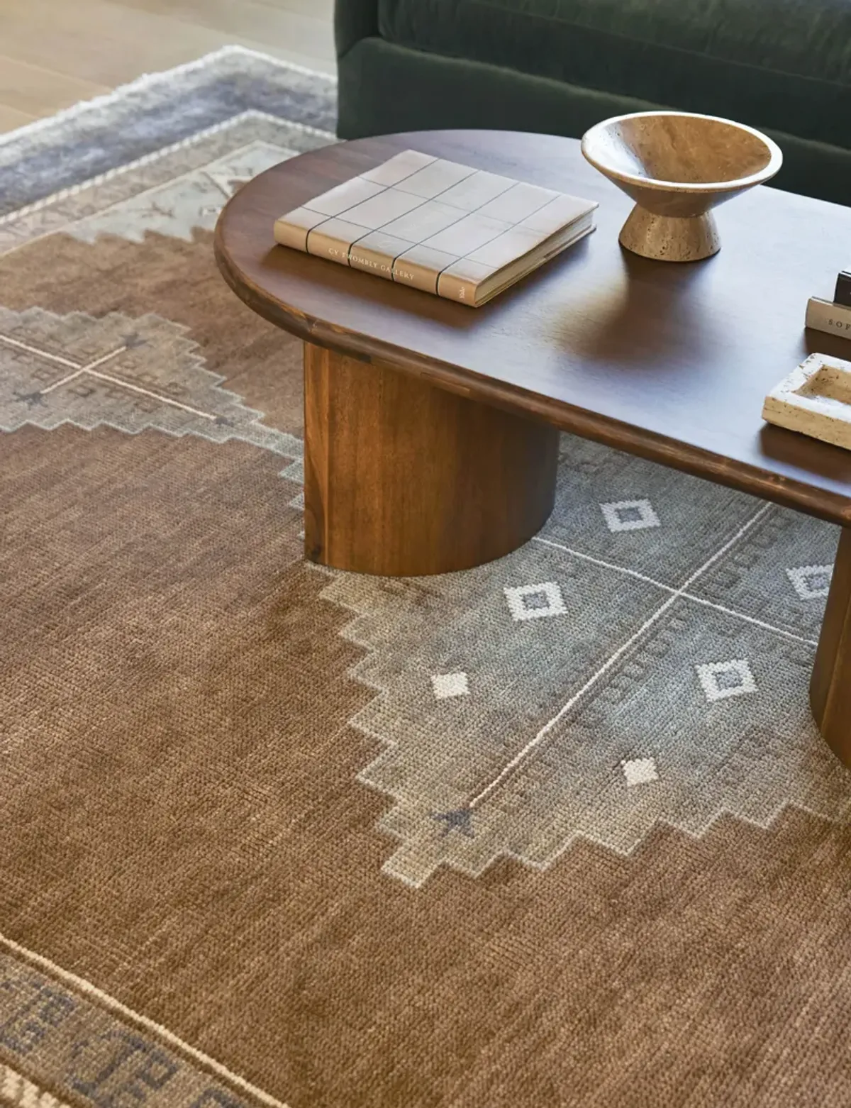 Kate Hand-Knotted Wool Rug