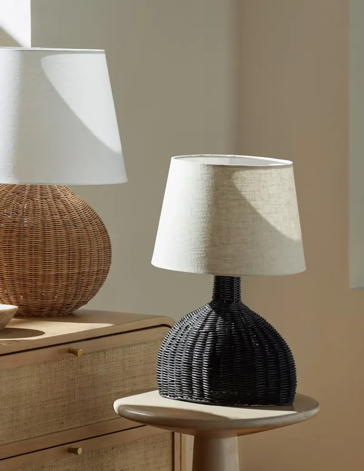 Yarrow Table Lamp