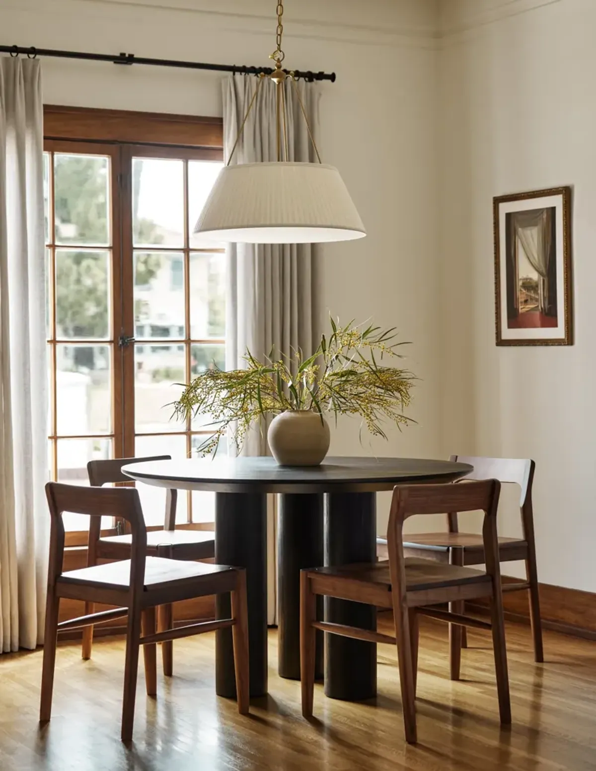 Mojave Round Dining Table