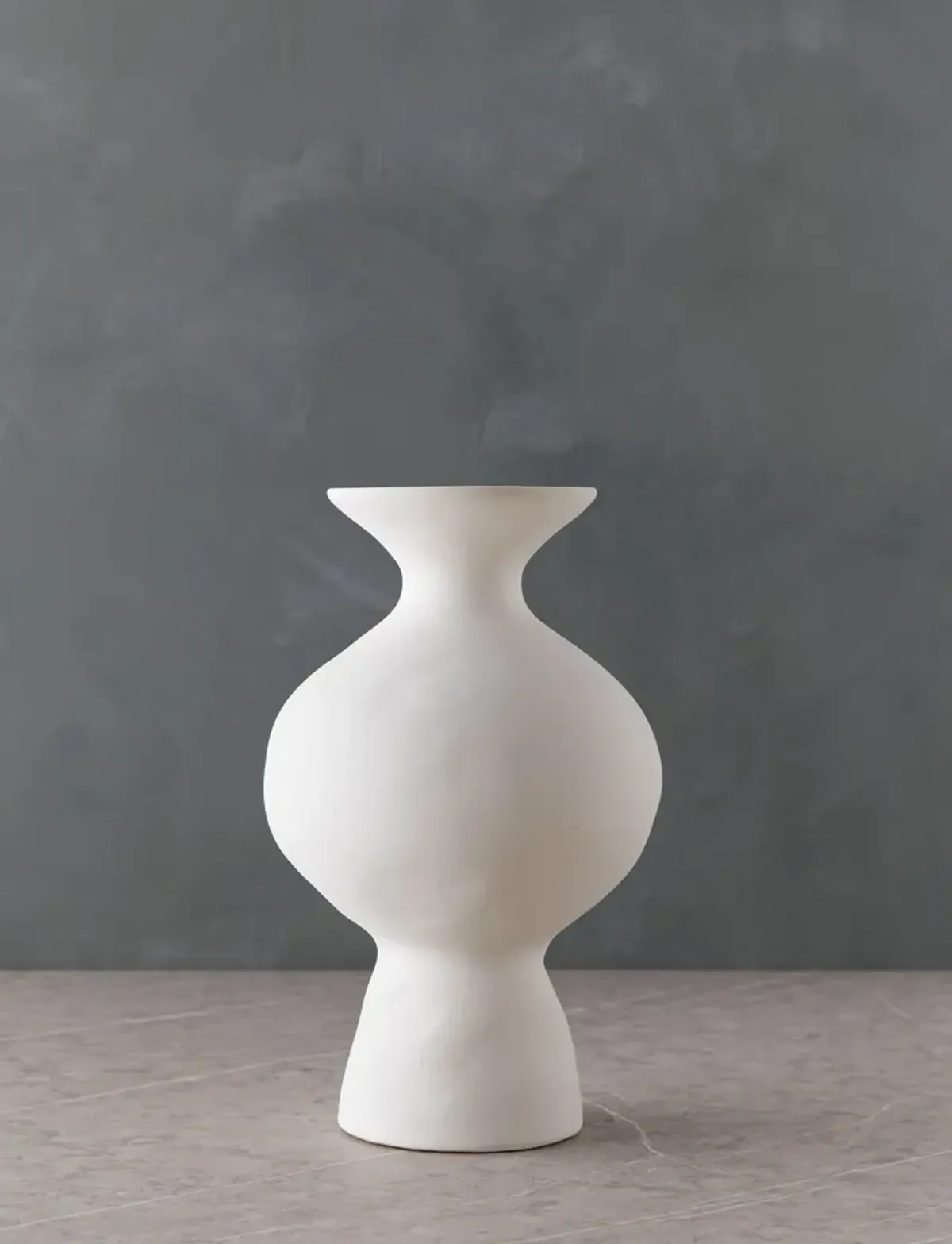 Calista Vase