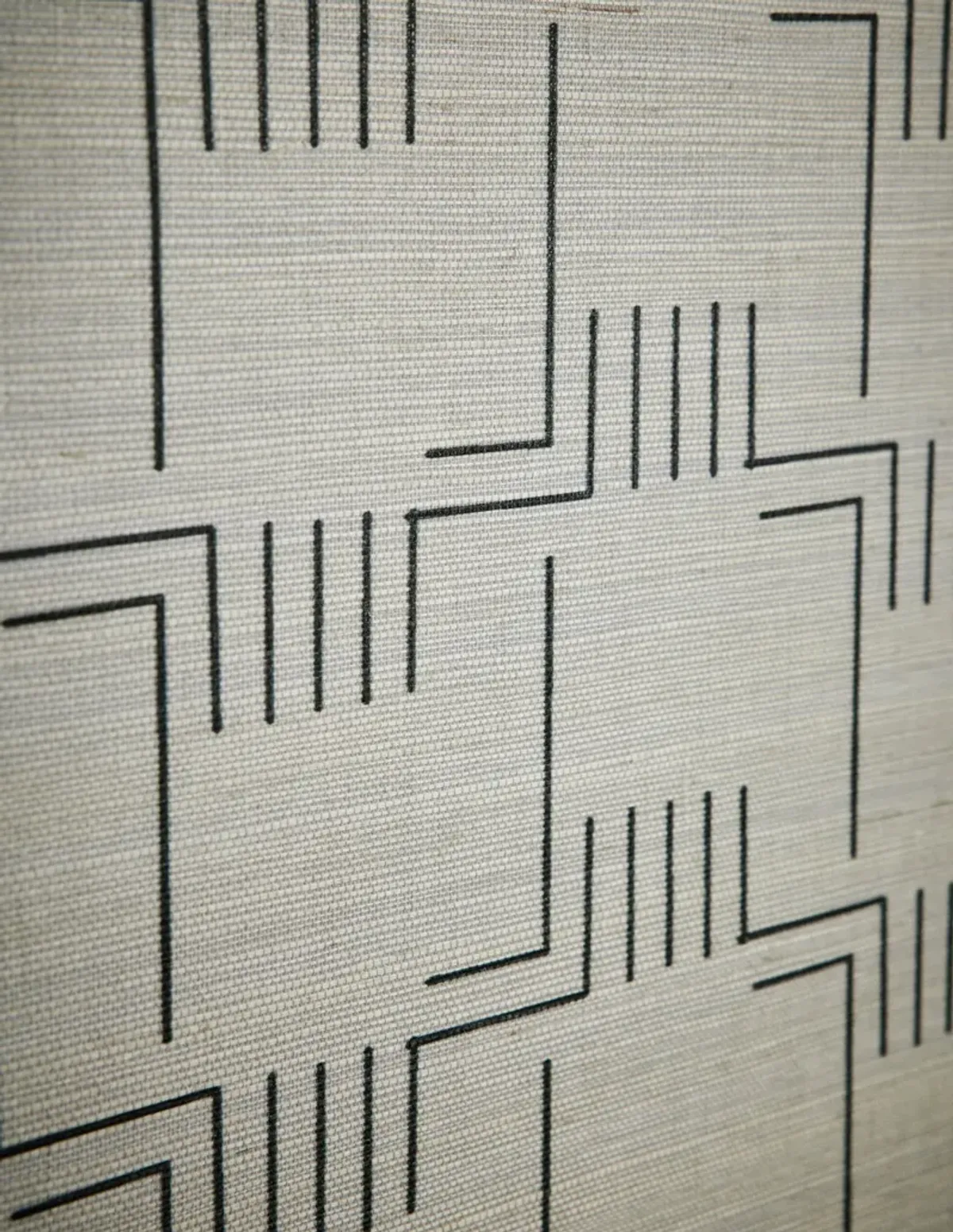 Mesa Grasscloth Wallpaper by Élan Byrd