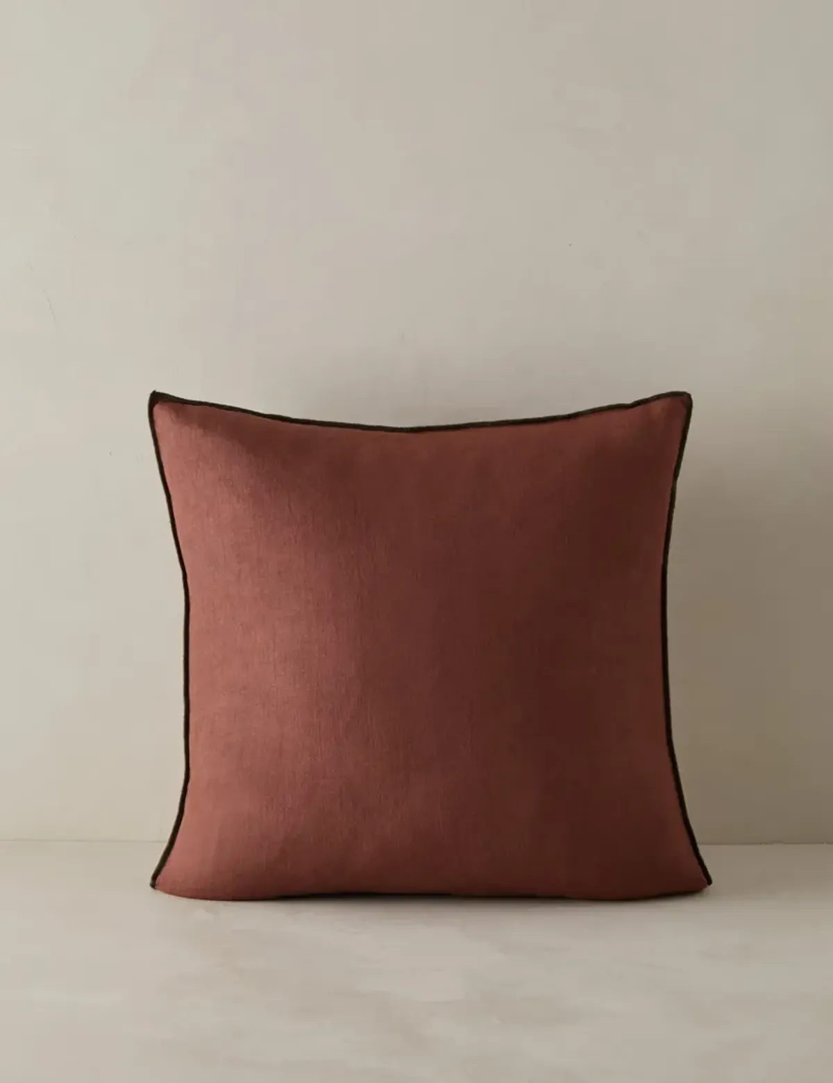 Carys Contrast Linen Pillow