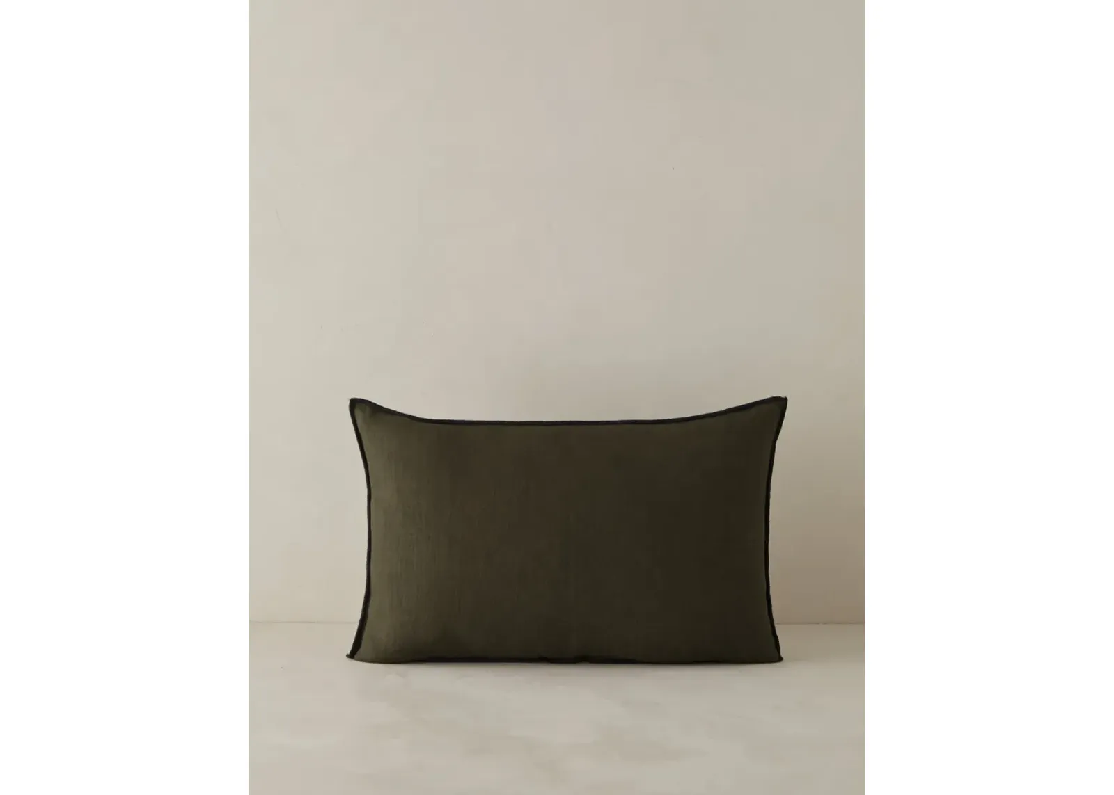 Carys Contrast Linen Pillow