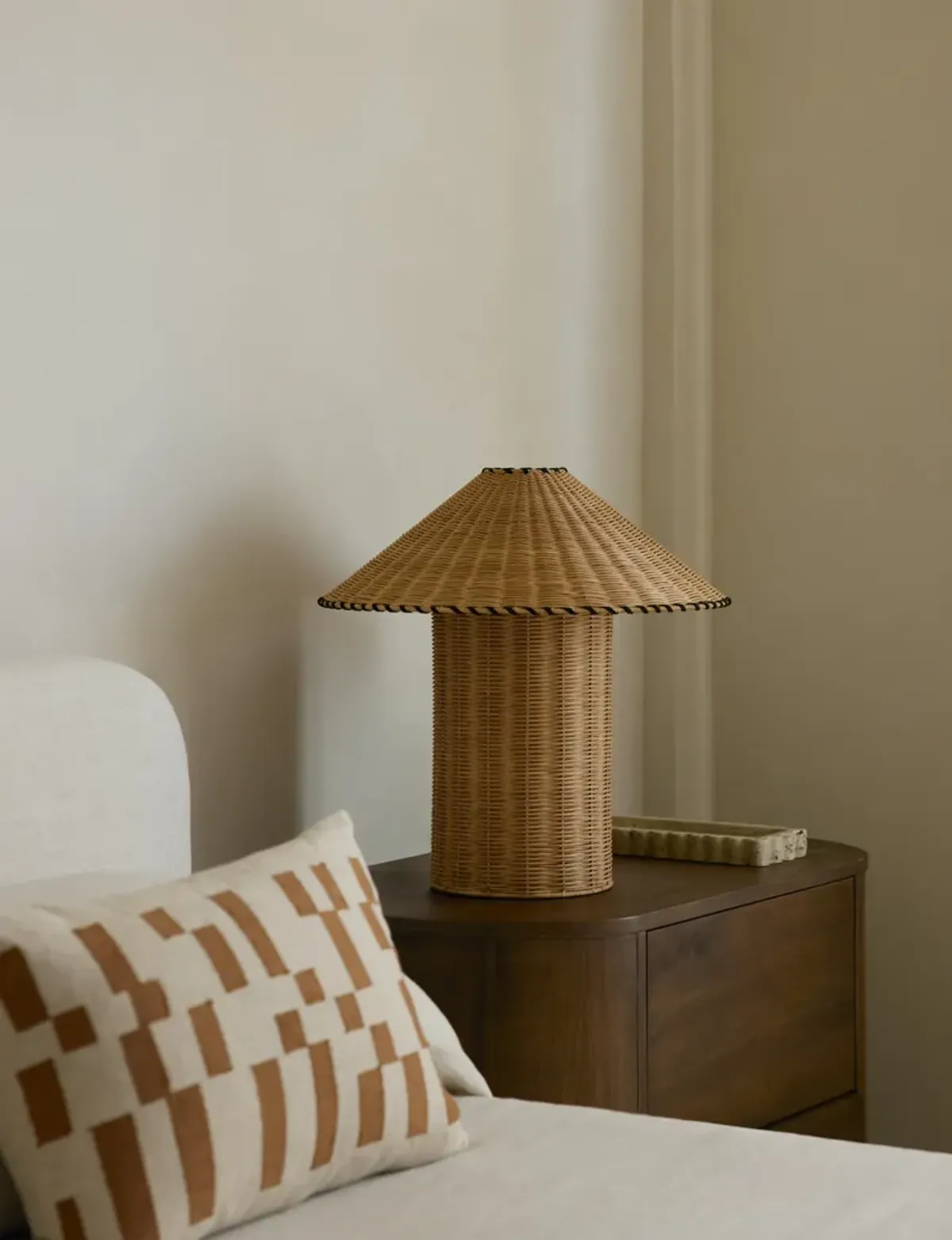 Terrene Table Lamp by Élan Byrd