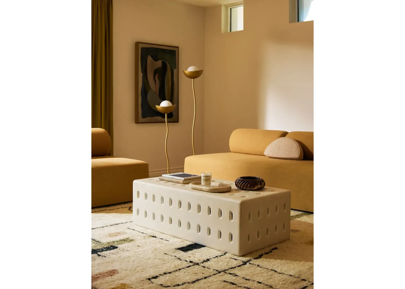 Cabra Indoor / Outdoor Coffee Table