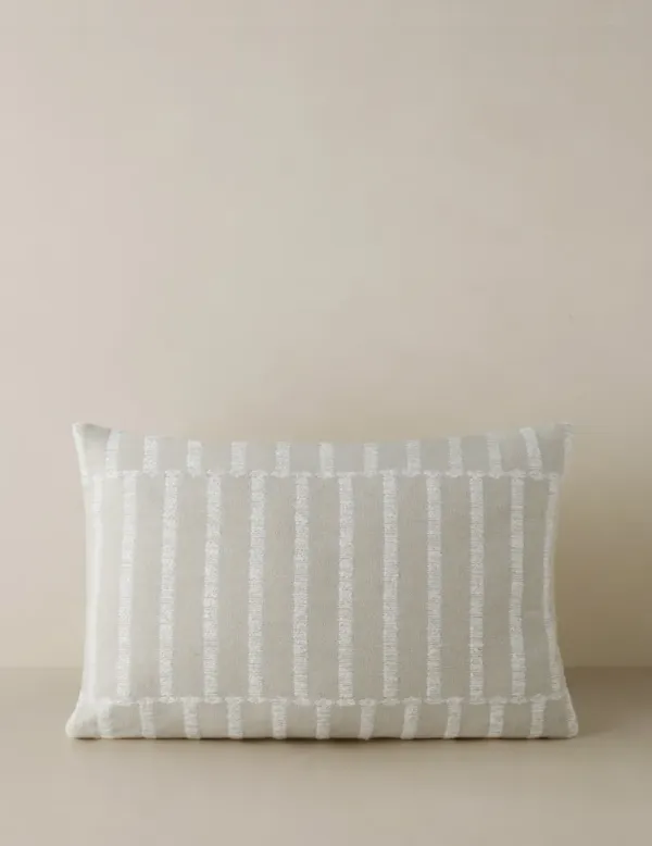 Thisbe Pillow