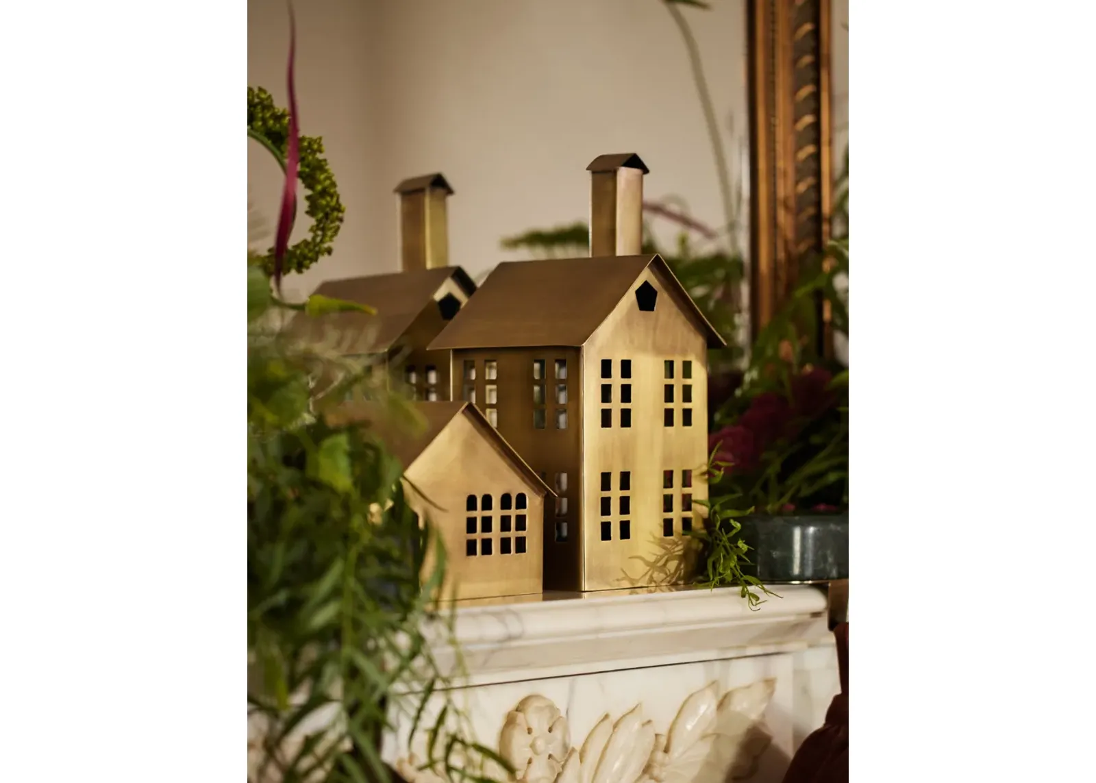 Elodie Mantel Houses (Set of 2)