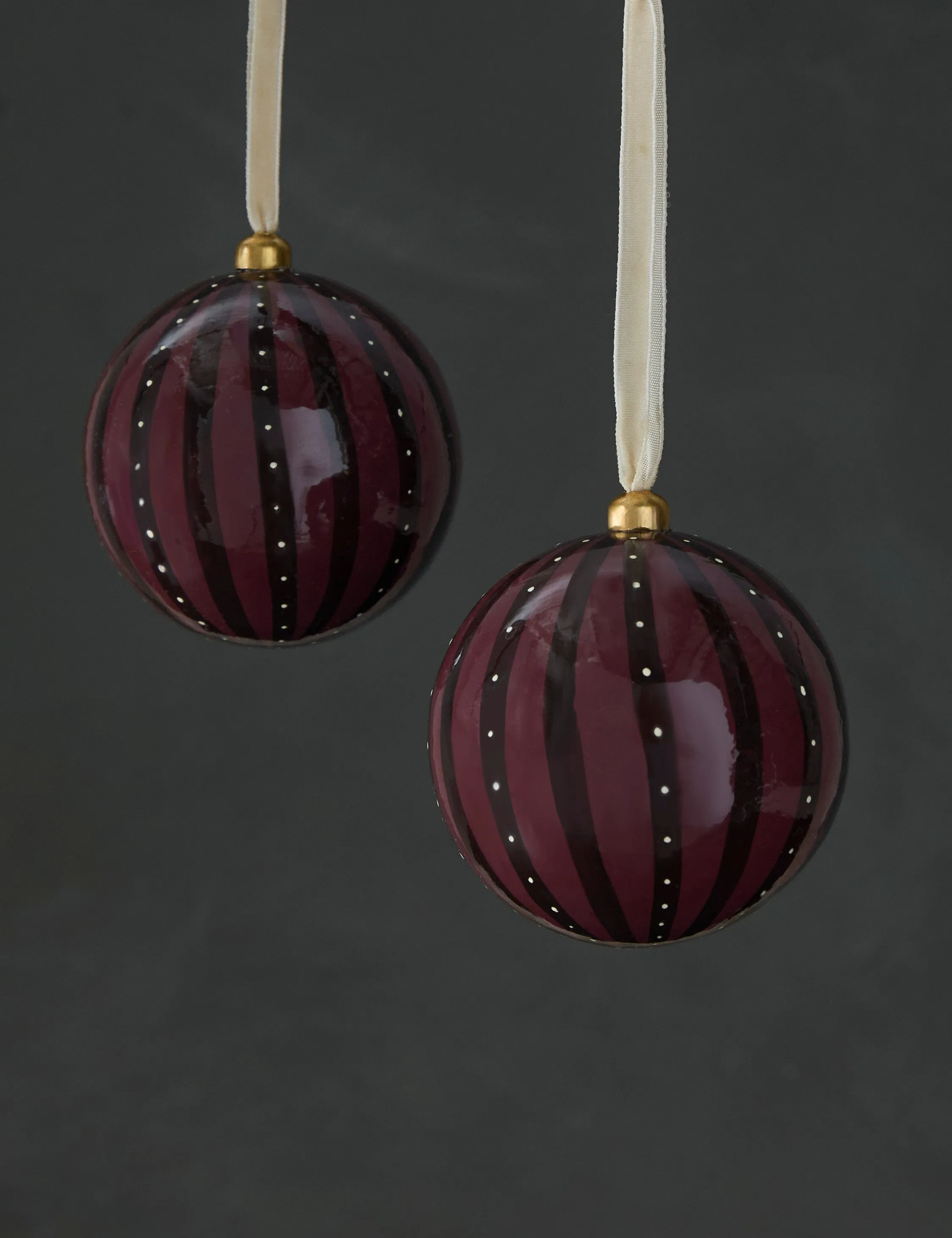 Joelle Ornaments (Set of 2)