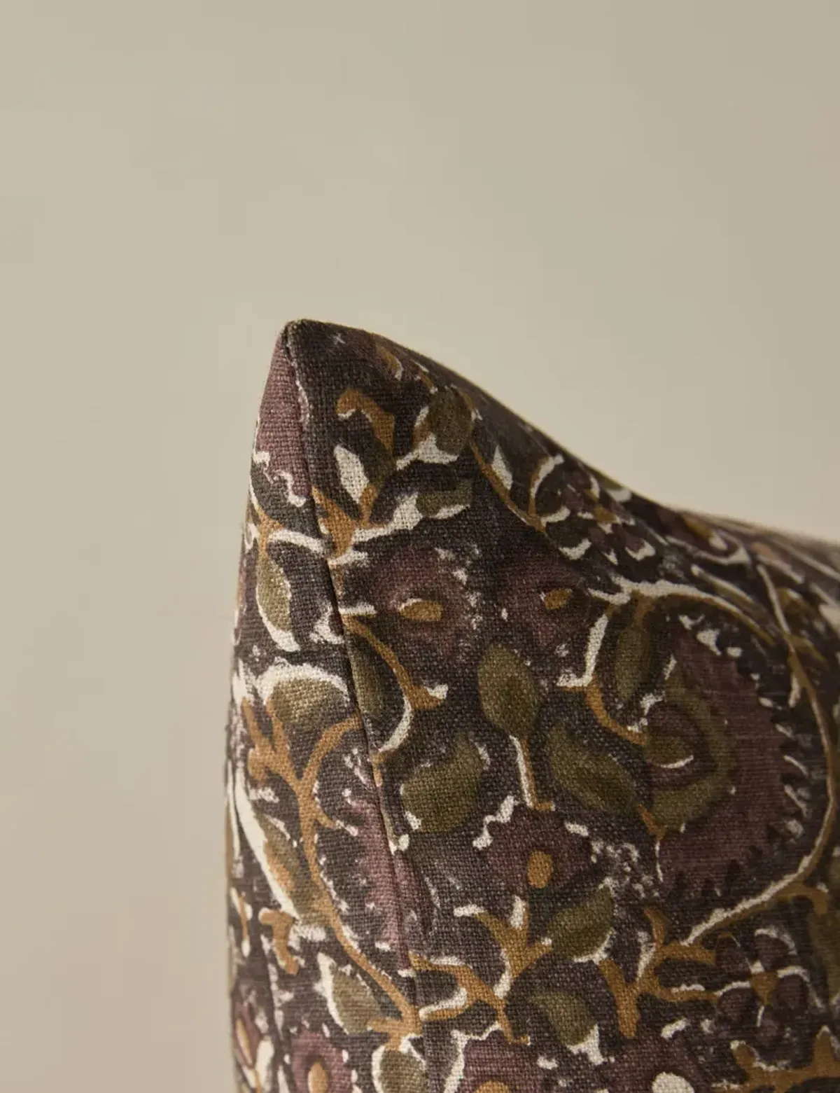 Lauritz Linen Pillow