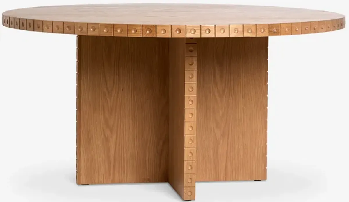 Edda Round Dining Table