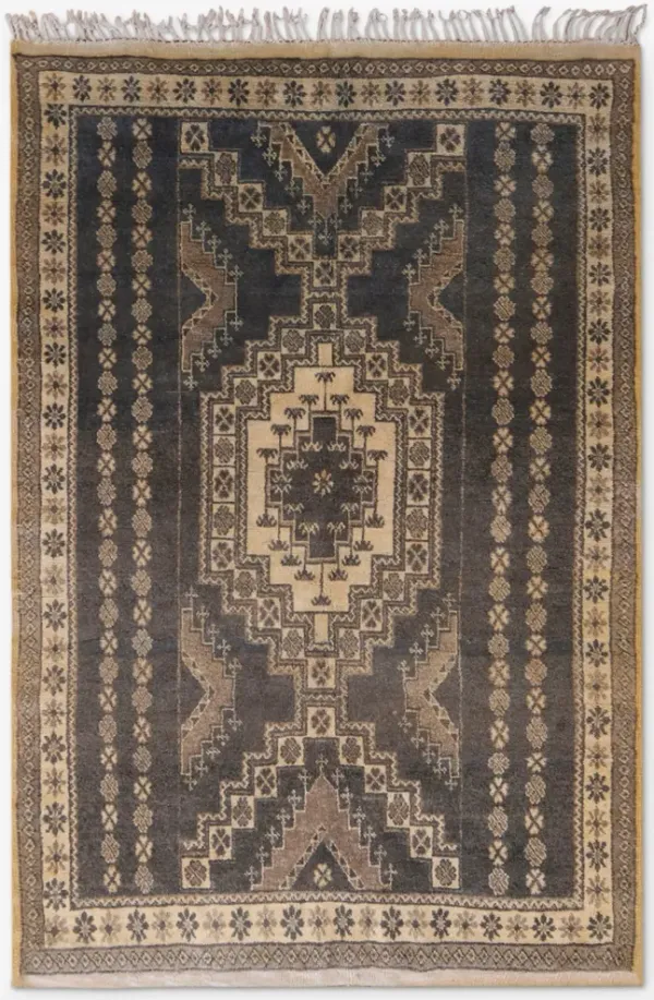 Vintage Moroccan Hand-Knotted Wool Rug No. 56 4'9 x 7'6"