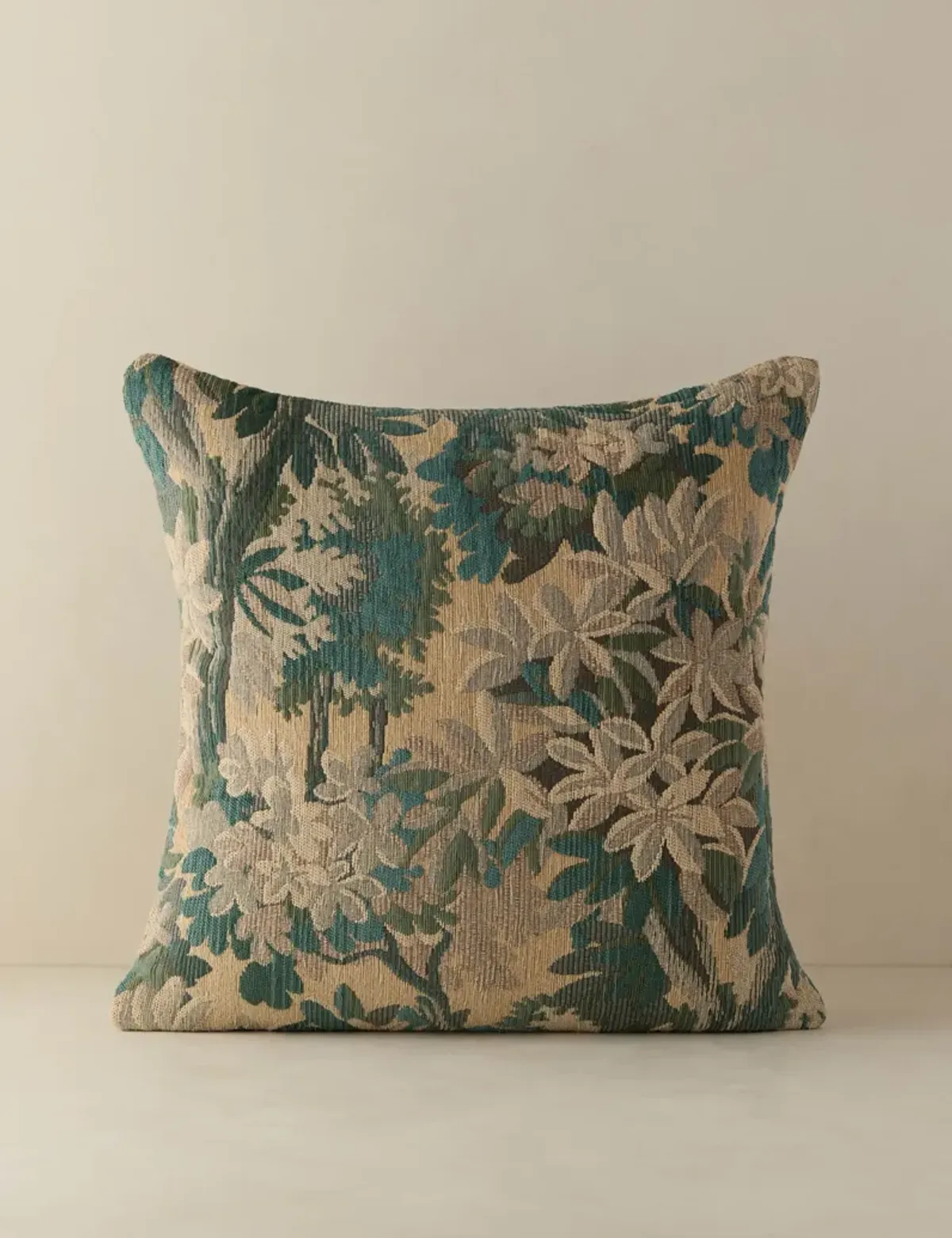 Mariata Pillow