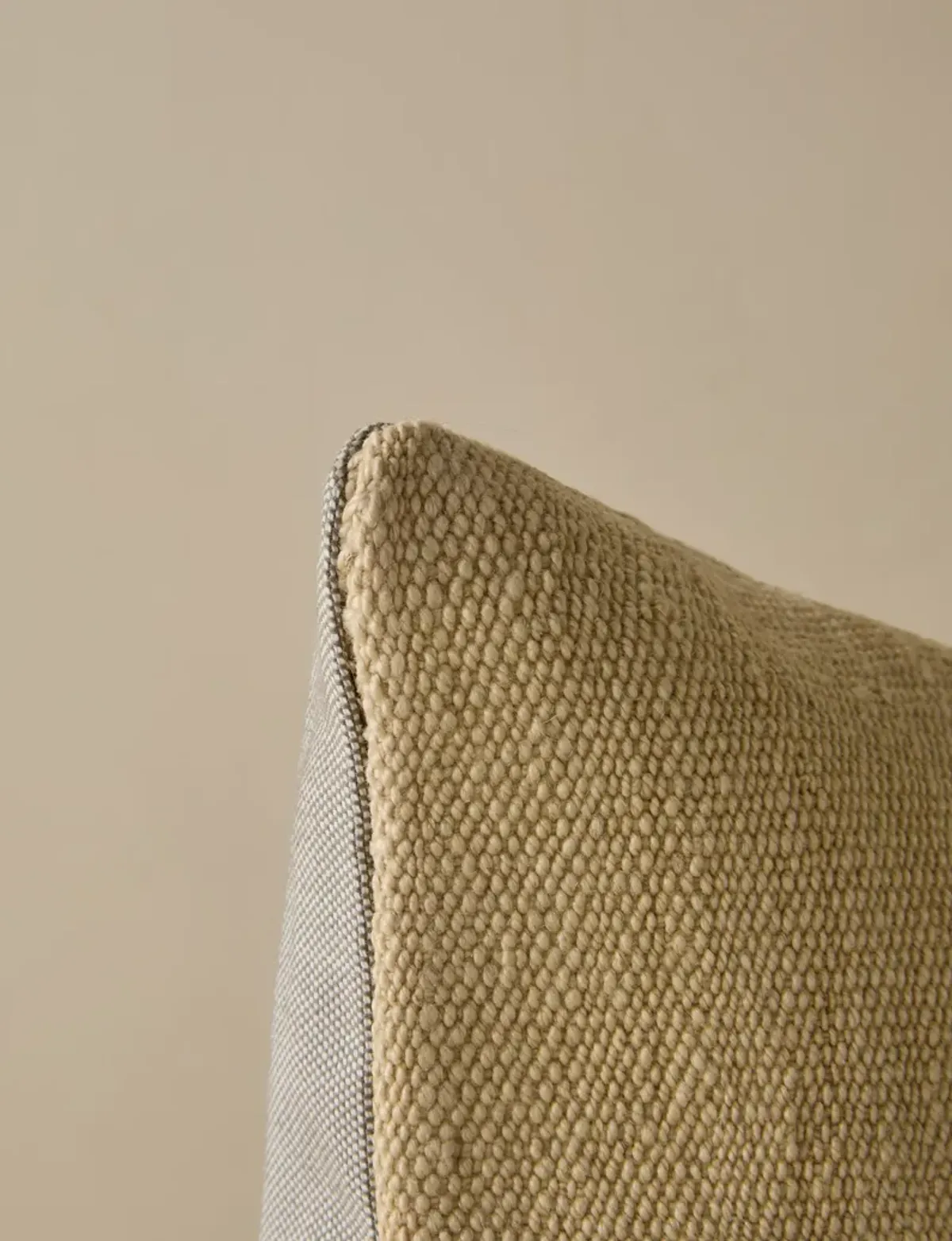 Vintage Pillow No. 121 20" x 20"
