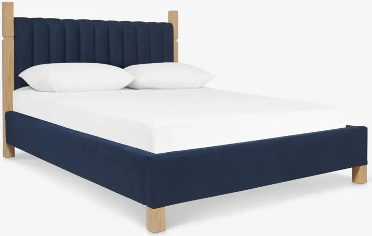 Ambleside Bed by Ginny Macdonald
