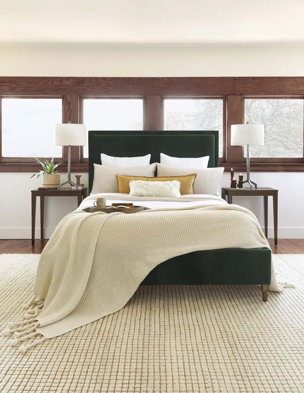 Maison Platform Bed