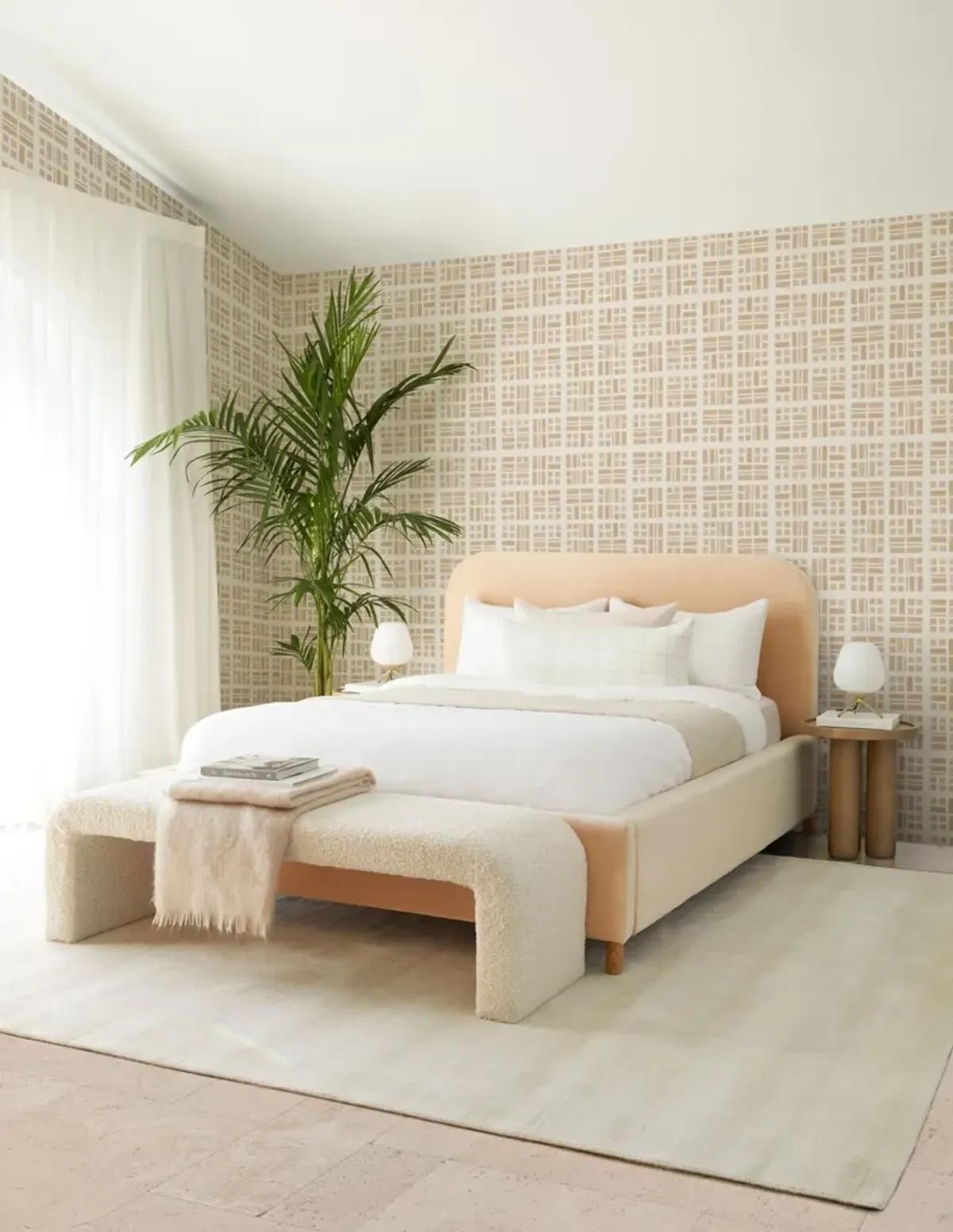 Solene Platform Bed