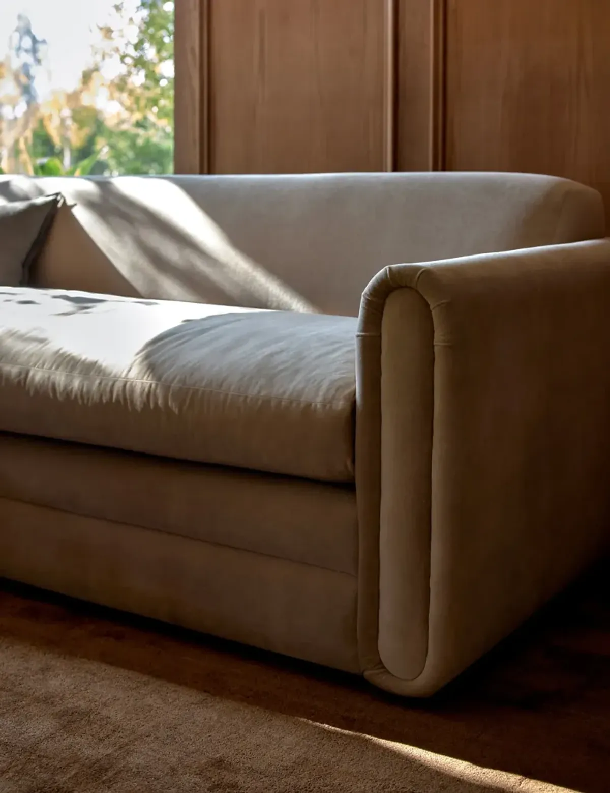 Eleanor Sofa