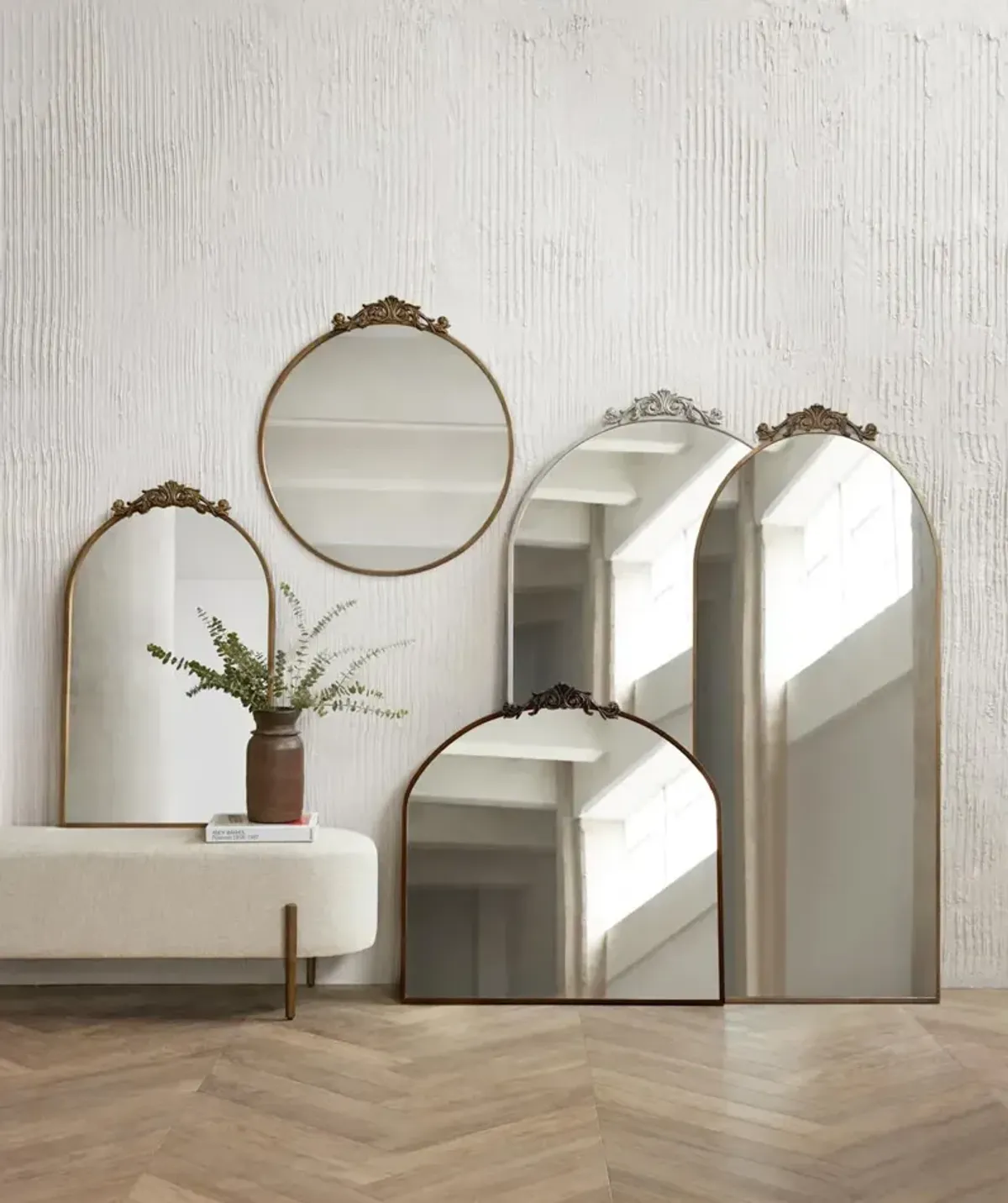 Tulca Round Mirror