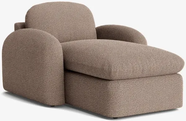 Neve Chaise by Aimee Song