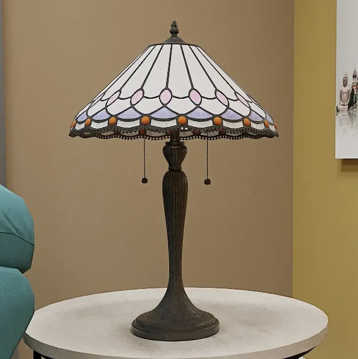 Quoizel Inez Matte Black Tiffany Glass Table Lamp