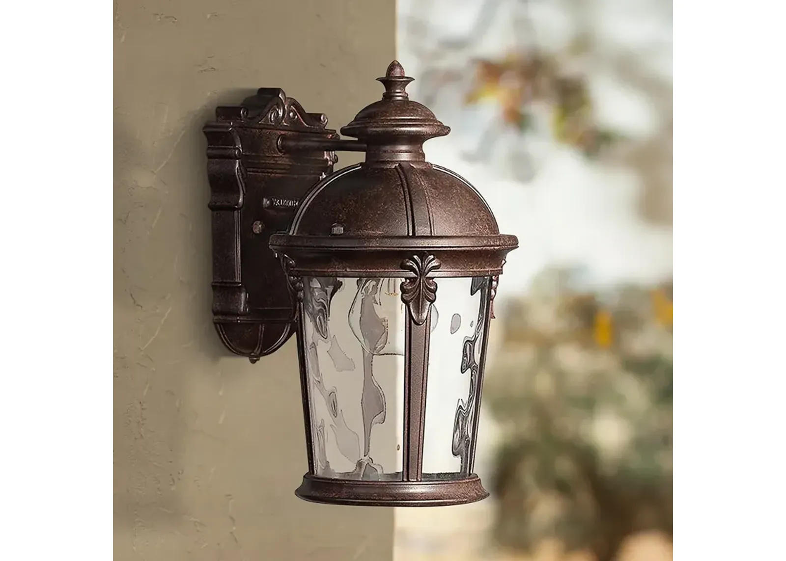 Outdoor Windsor-Extra Small Wall Mount Lantern-River Rock