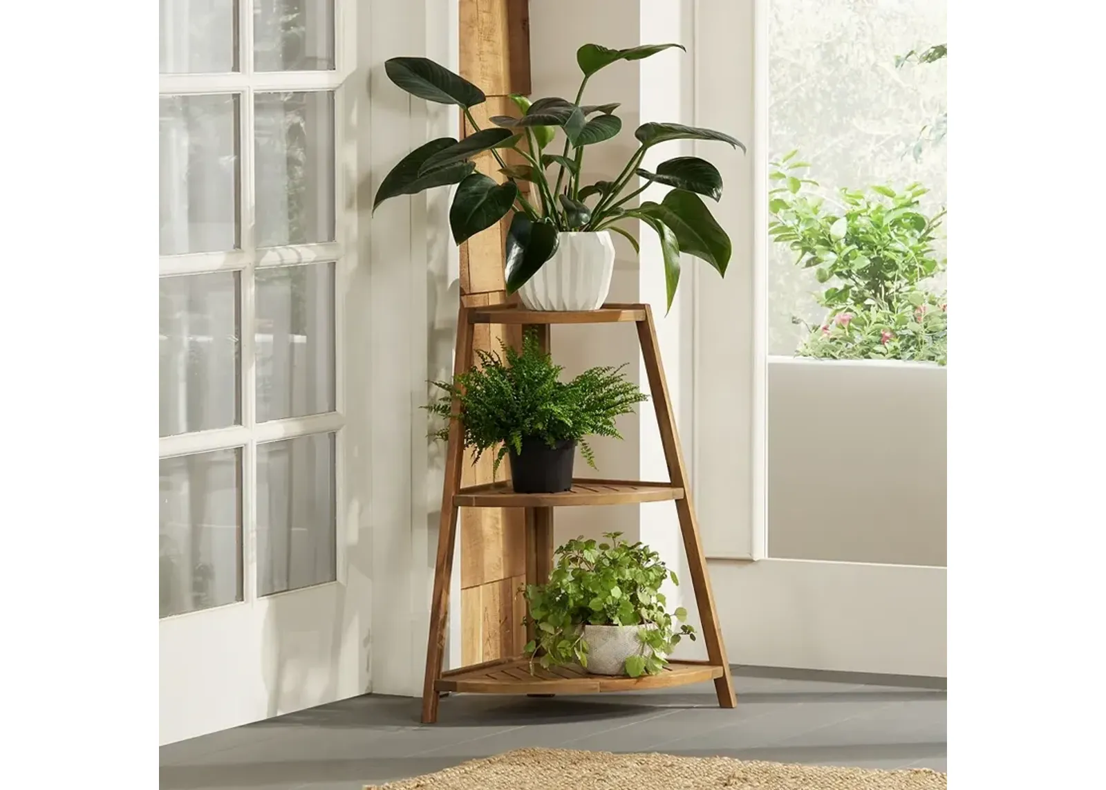 Le Petit Jardin Wooden 3-Shelf Indoor-Outdoor Plant Stand