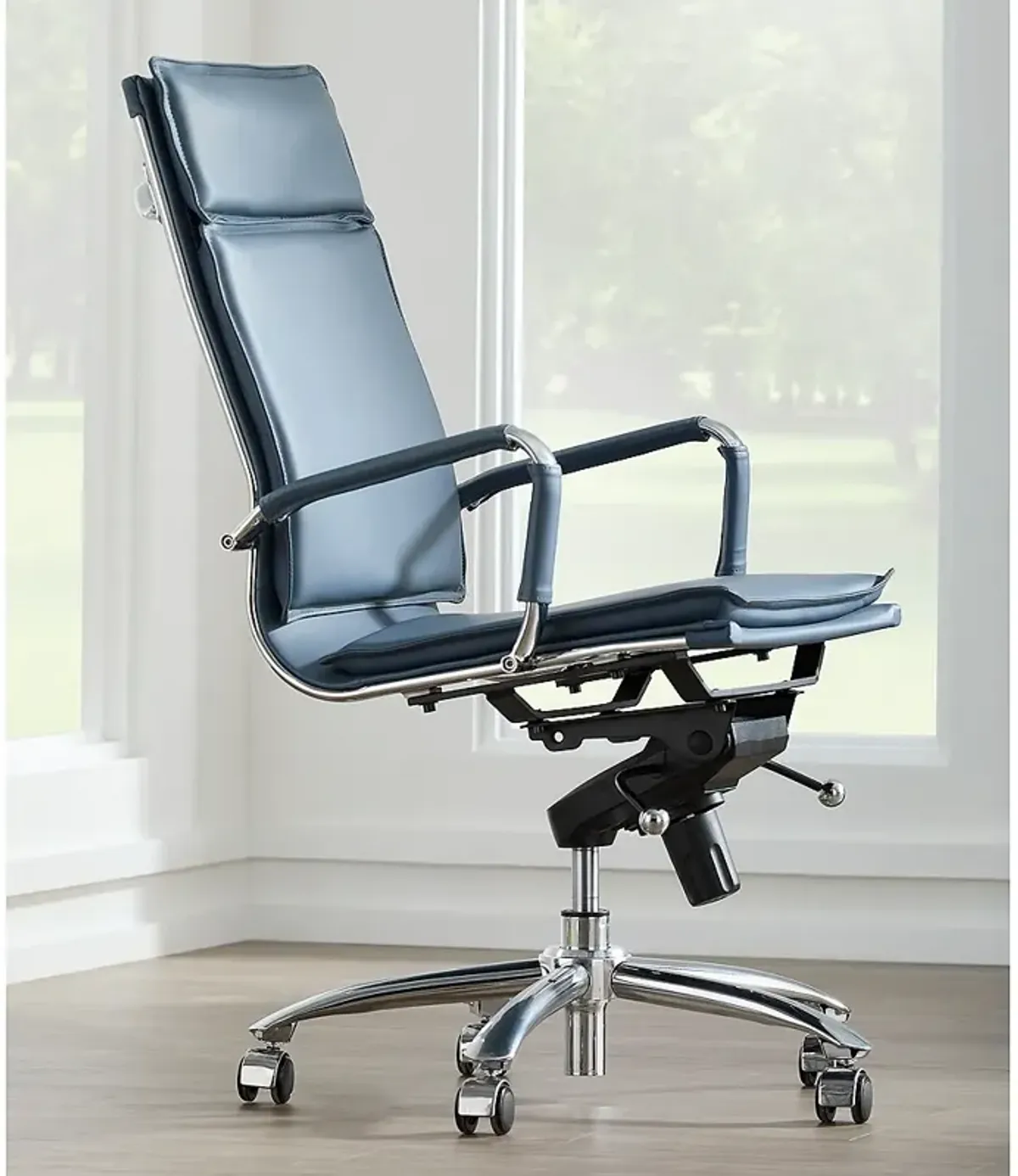 Gunar Pro Black High Back Adjustable Swivel Office Chair