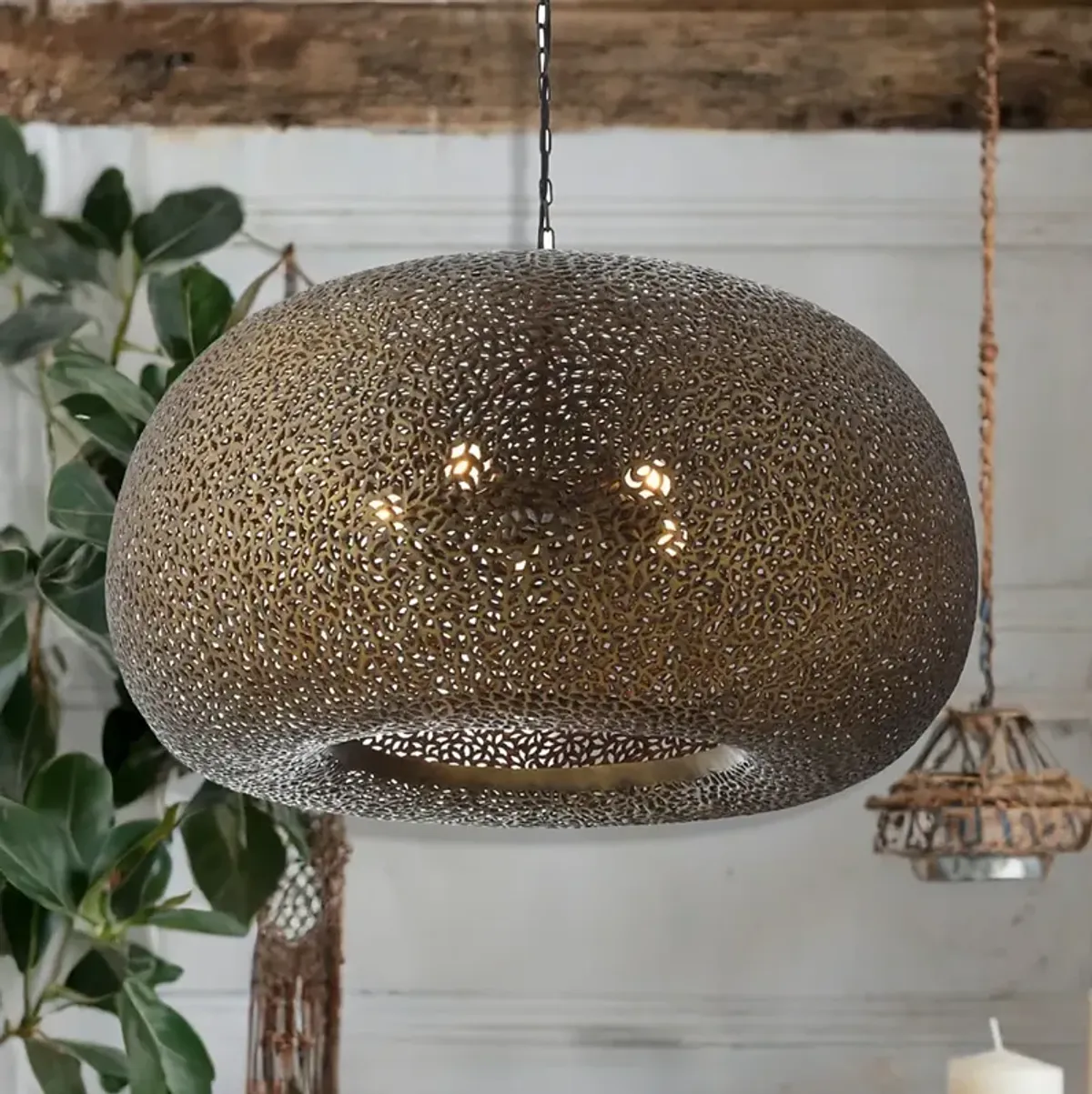 Metropolitan Moradabad 5-Light 35-in Gilded Brass Pendant