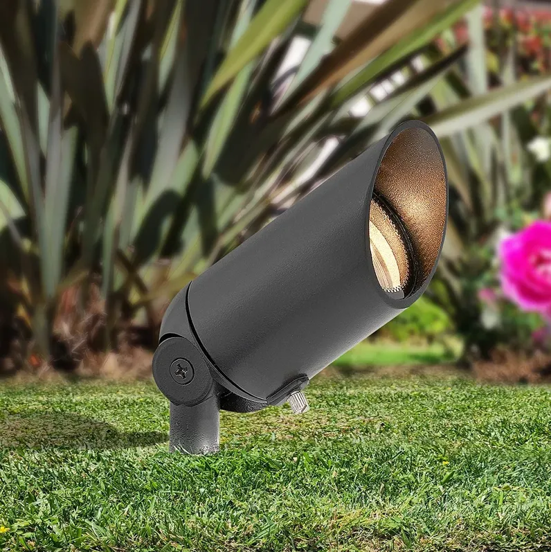 Hinkley- Landscape Accent Spot Lumacore 120V LED 2700K Spot- Black