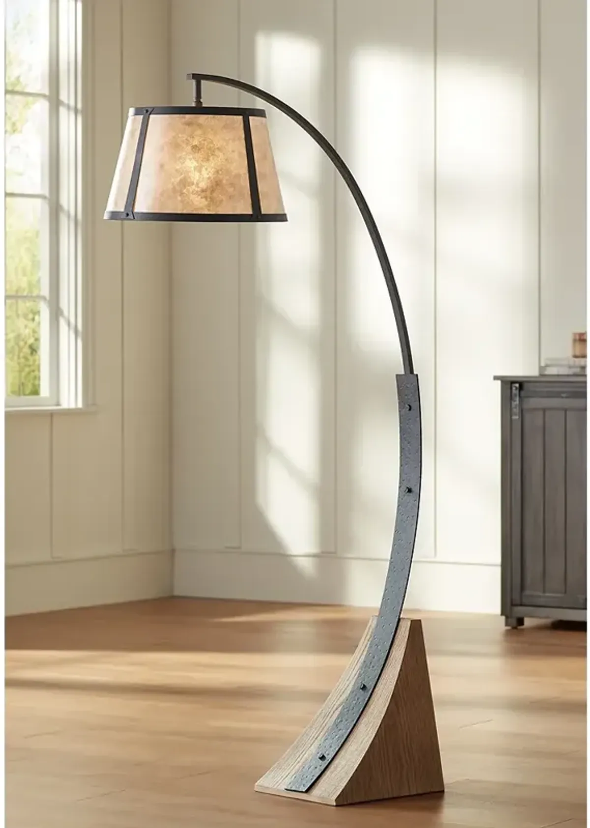 Franklin Iron Works Oak River 66 1/2" Gray Blond Mica Arc Floor Lamp