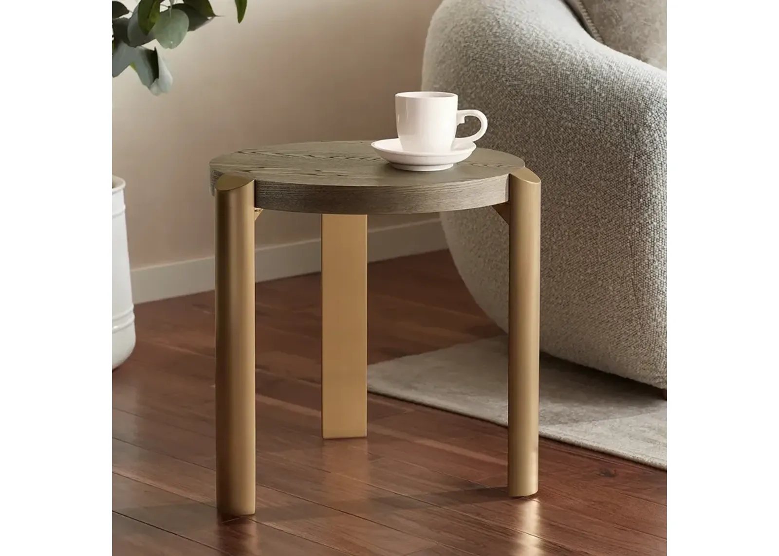 Simmons 21 1/2" Wide Brown Wood Round End Table