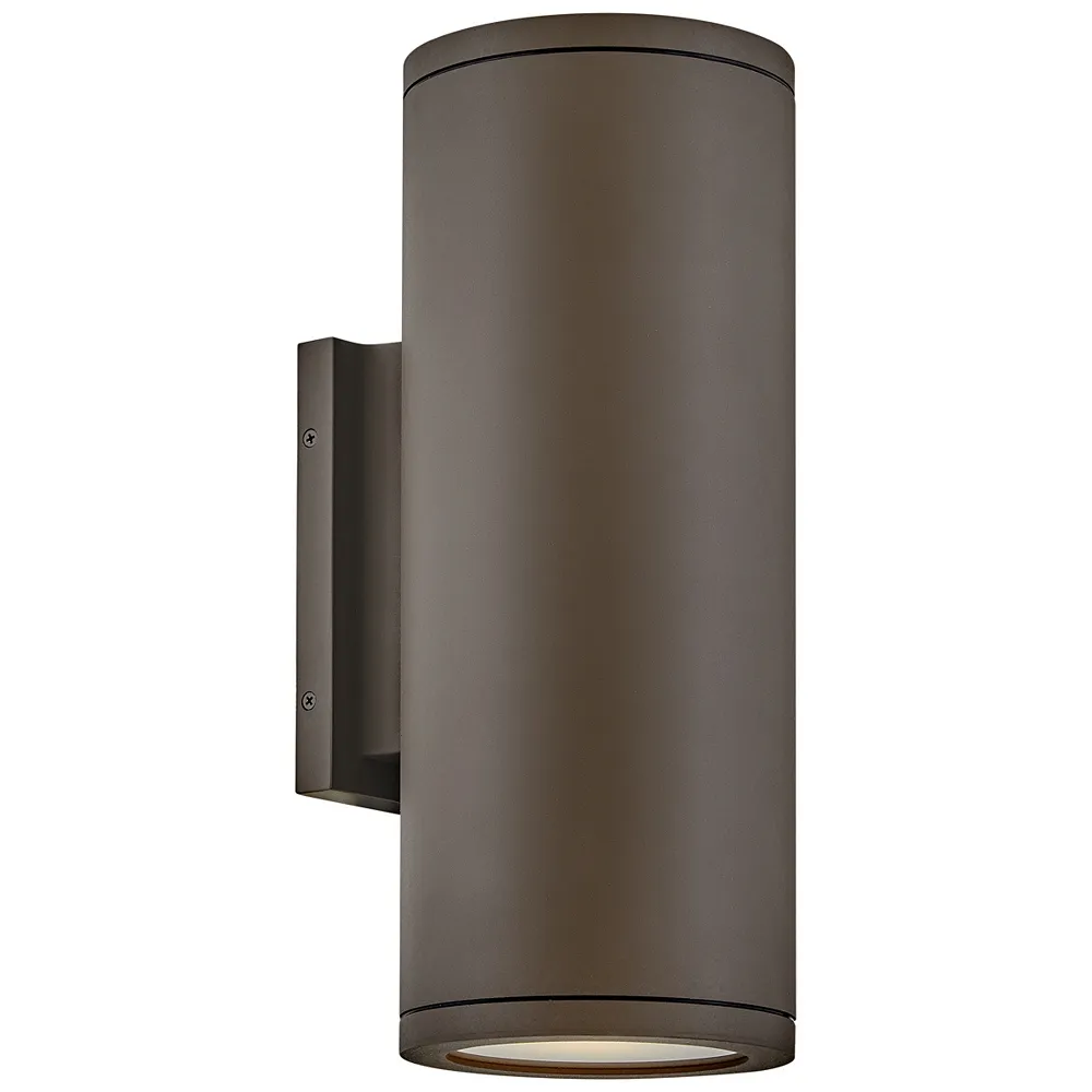 Hinkley Outdoor Silo Medium Wall Mount Lantern Architectural Bronze