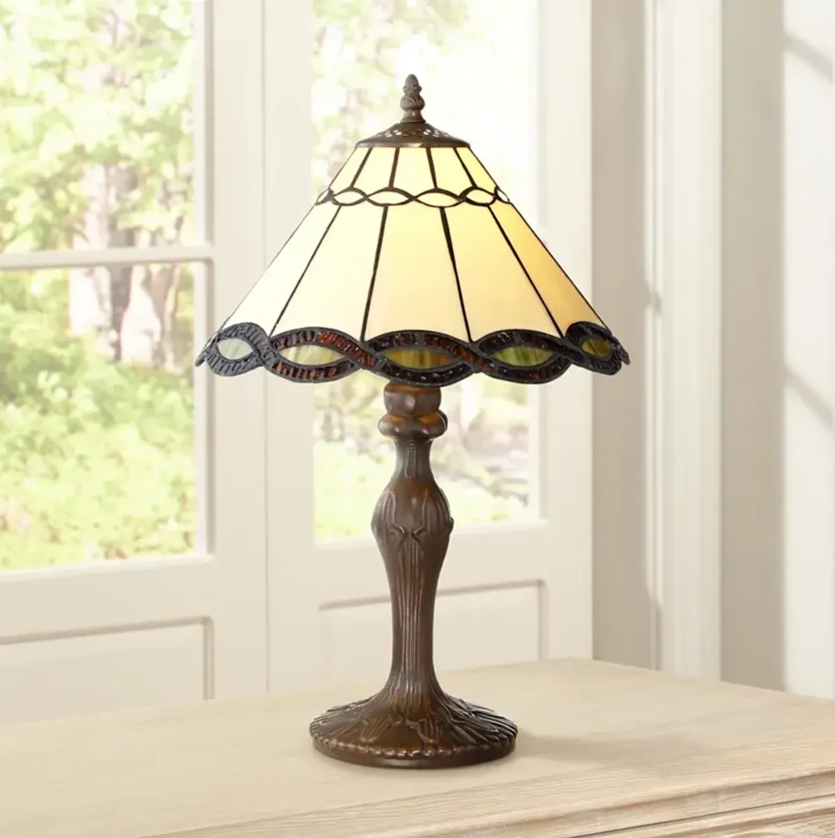 Robert Louis Tiffany Dumas 18 1/2" High Tiffany-Stye Accent Lamp
