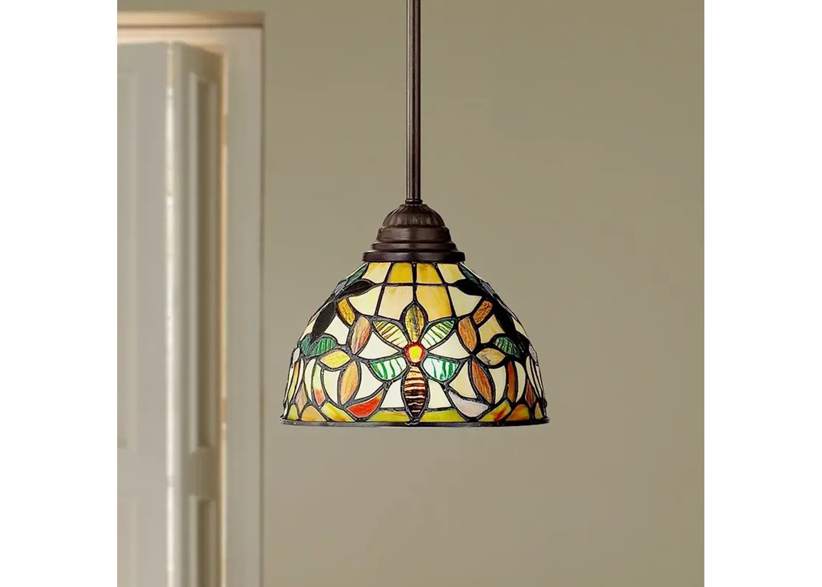 Quoizel Kami Tiffany-Style Mini Pendant Light