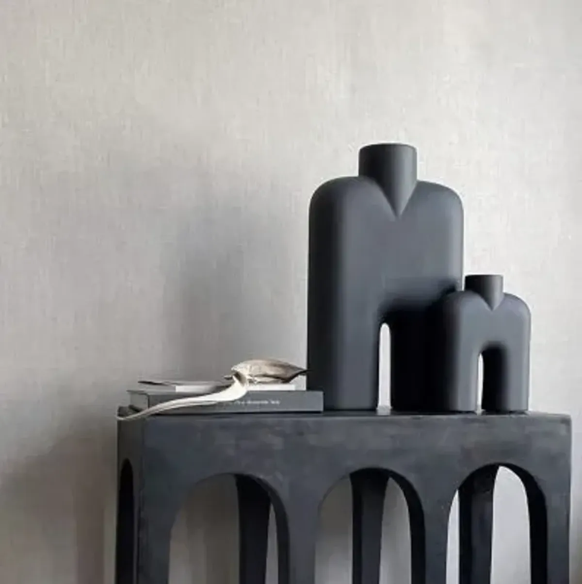 Cobra Tall Vase