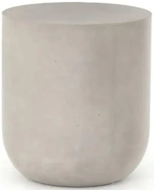 Ivan Round Outdoor End Table