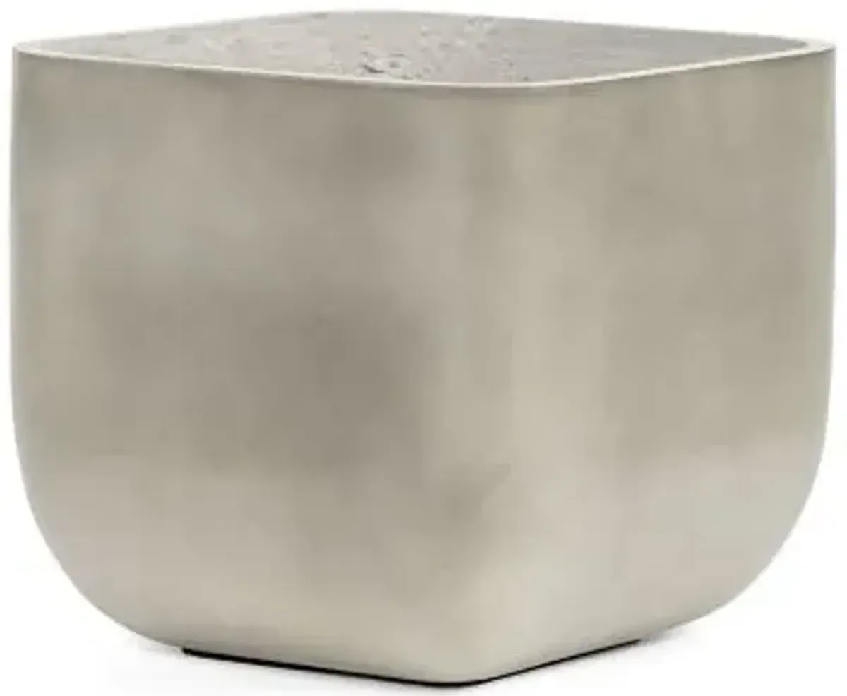 Ivan Outdoor Square Planter