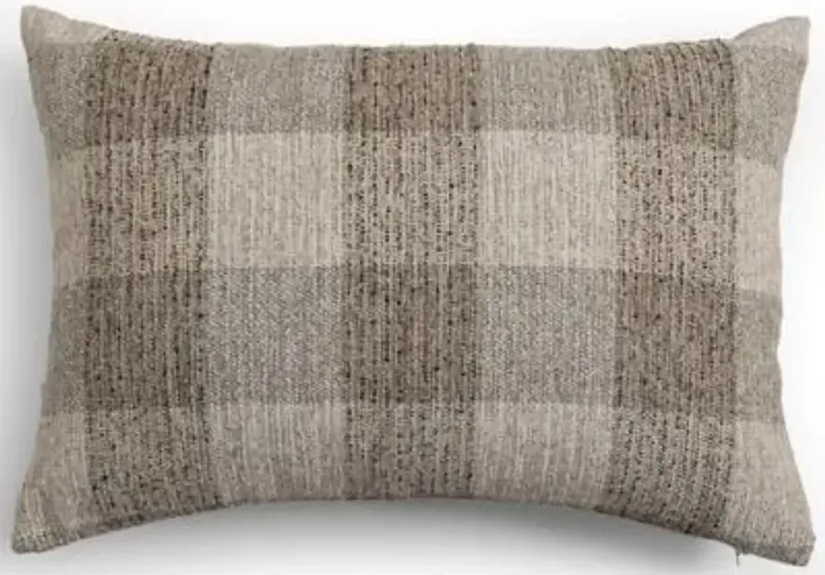 Nashton Pillow