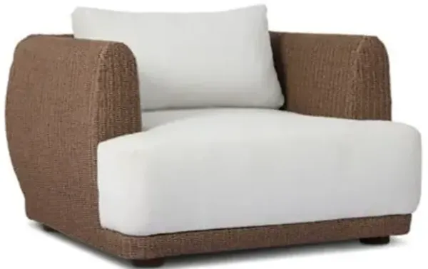 Noble Outdoor Lounge Chair