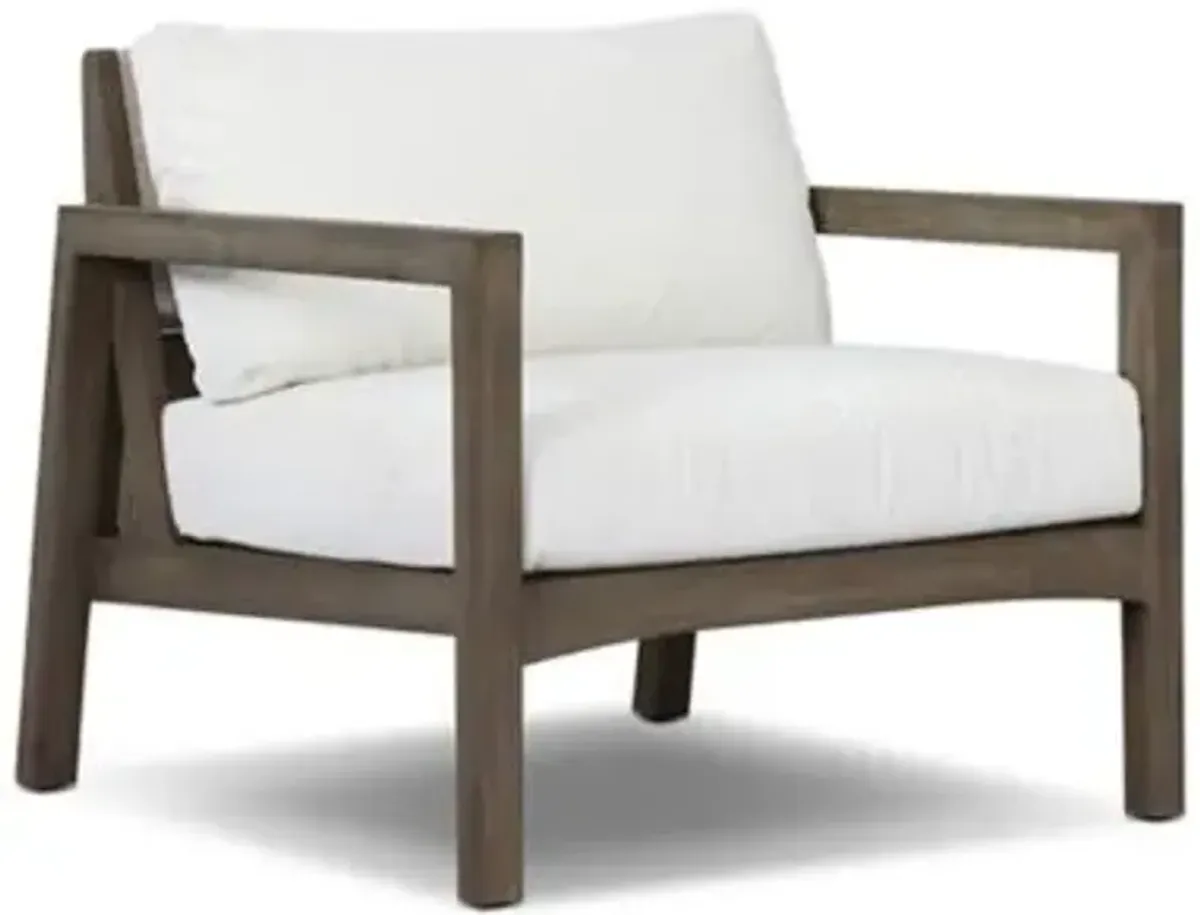 Nilson Outdoor Lounge Chair