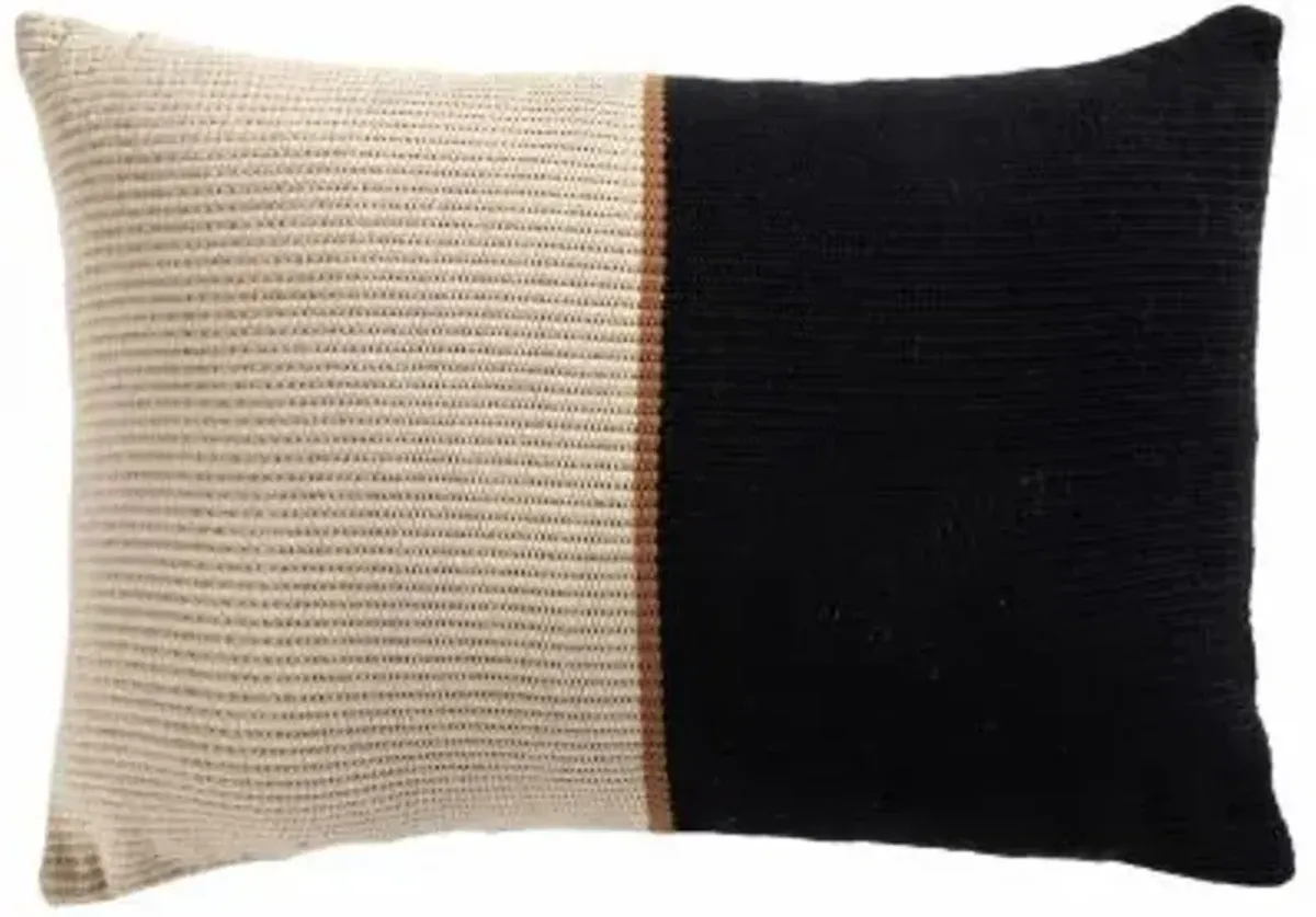 Merido Black Pillow