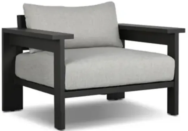 Hyder Outdoor Lounge Chair