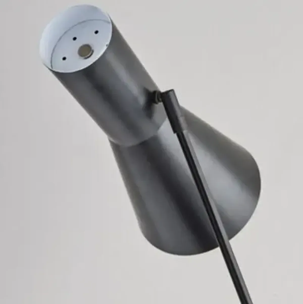 Bond Desk Lamp